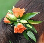 kwiaty do włosów - dekoracje ślubne