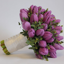 Bukiet z fioletowych tulipanów